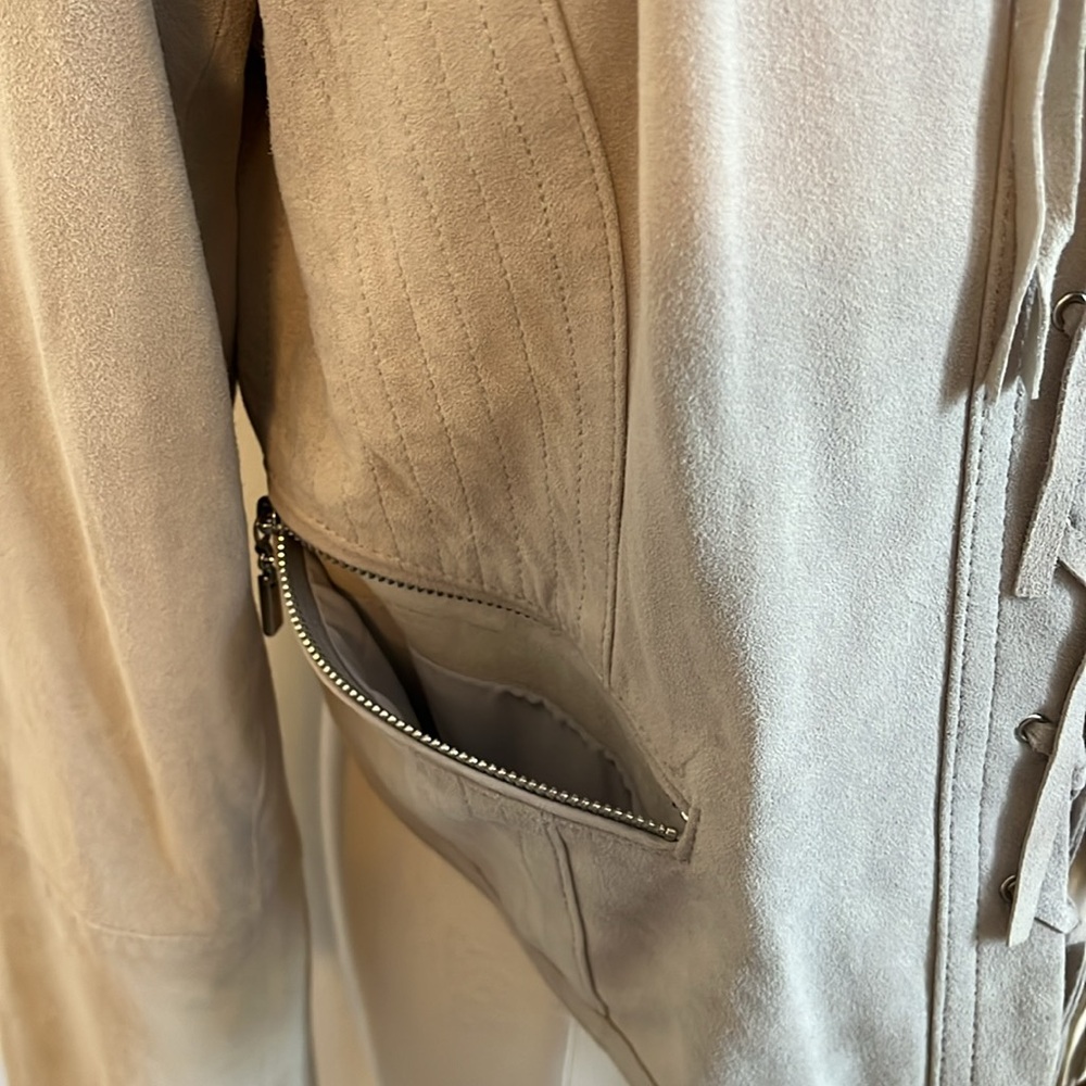 WhiteHouseaBlackMarket Light Gray Genuine Suede Jacket w/Fringe lace up Size L - Picture 9 of 17